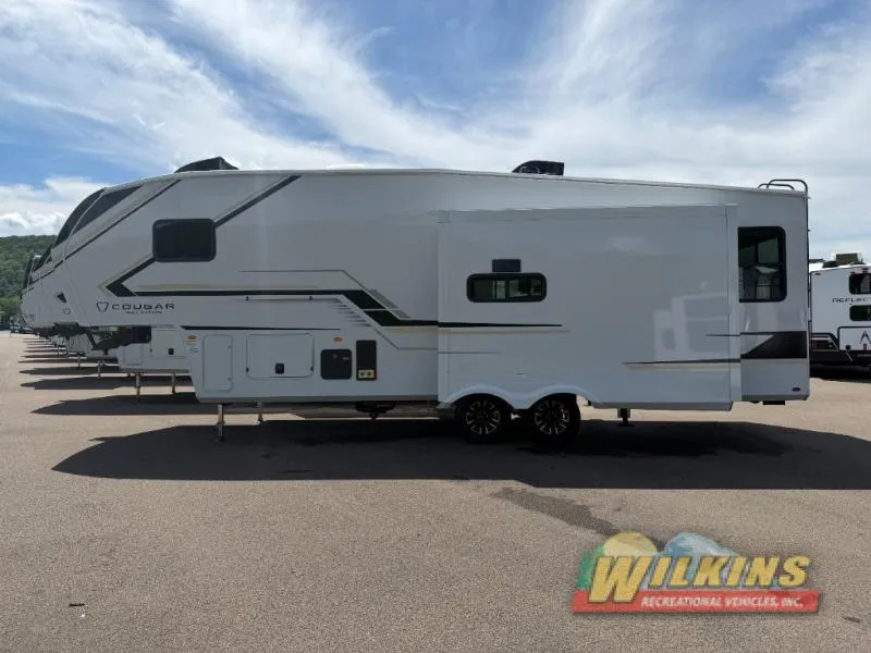 2027 Keystone RV Cougar Half-Ton 26RES - Photo 4