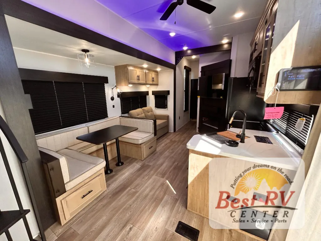 2027 Forest River Cherokee Timberwolf 39DC, Photos photo 11