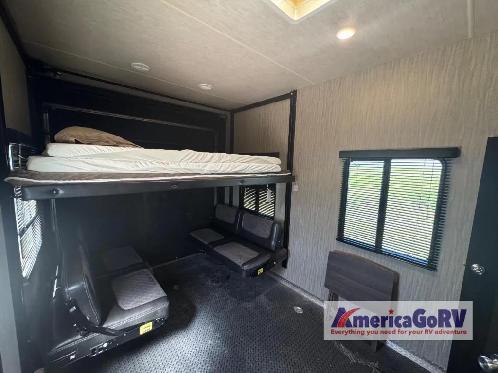 2019 Cruiser RV Stryker STF 3513, Photos photo 11