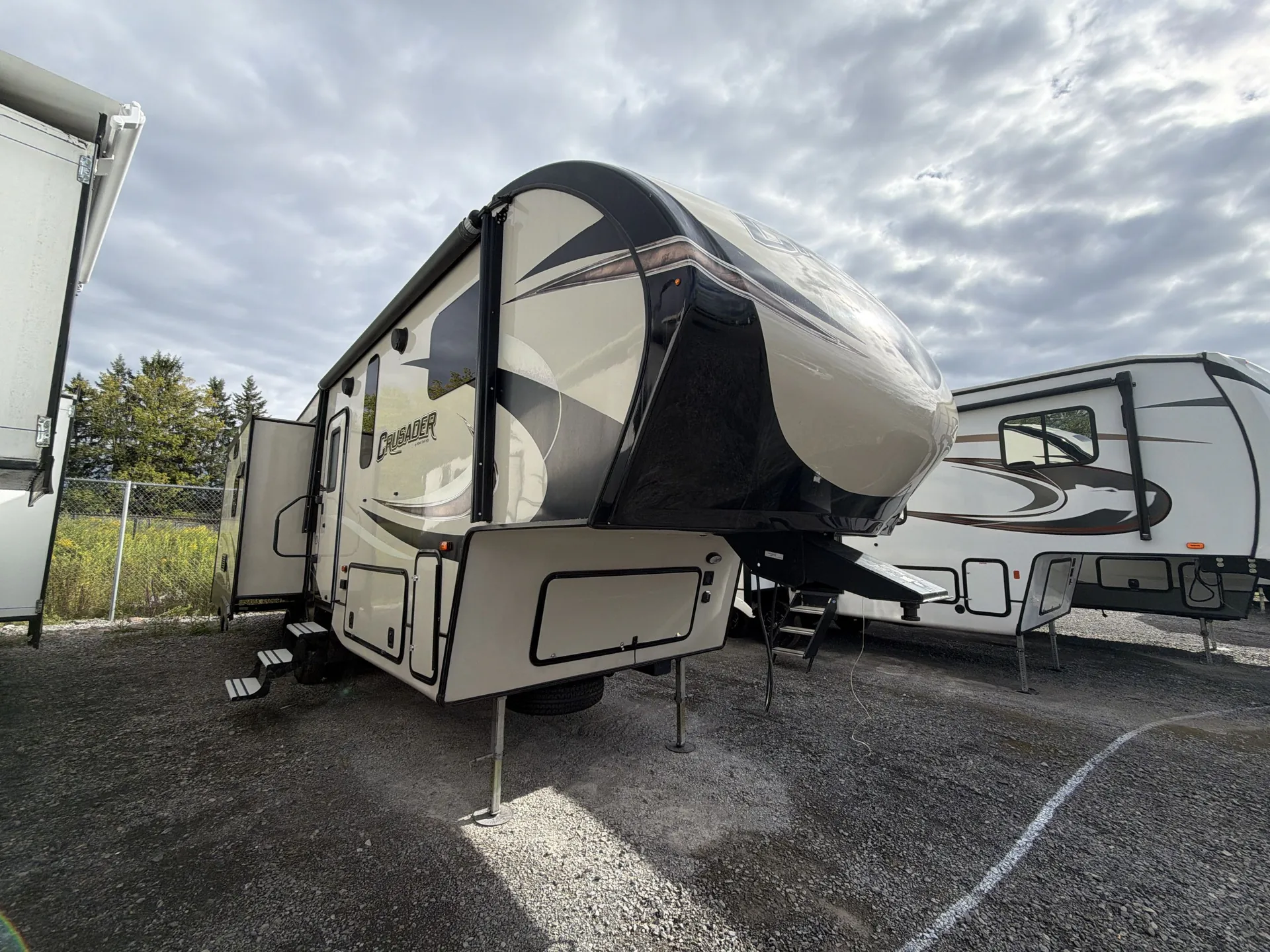 2017 Prime Time Crusader 295RST