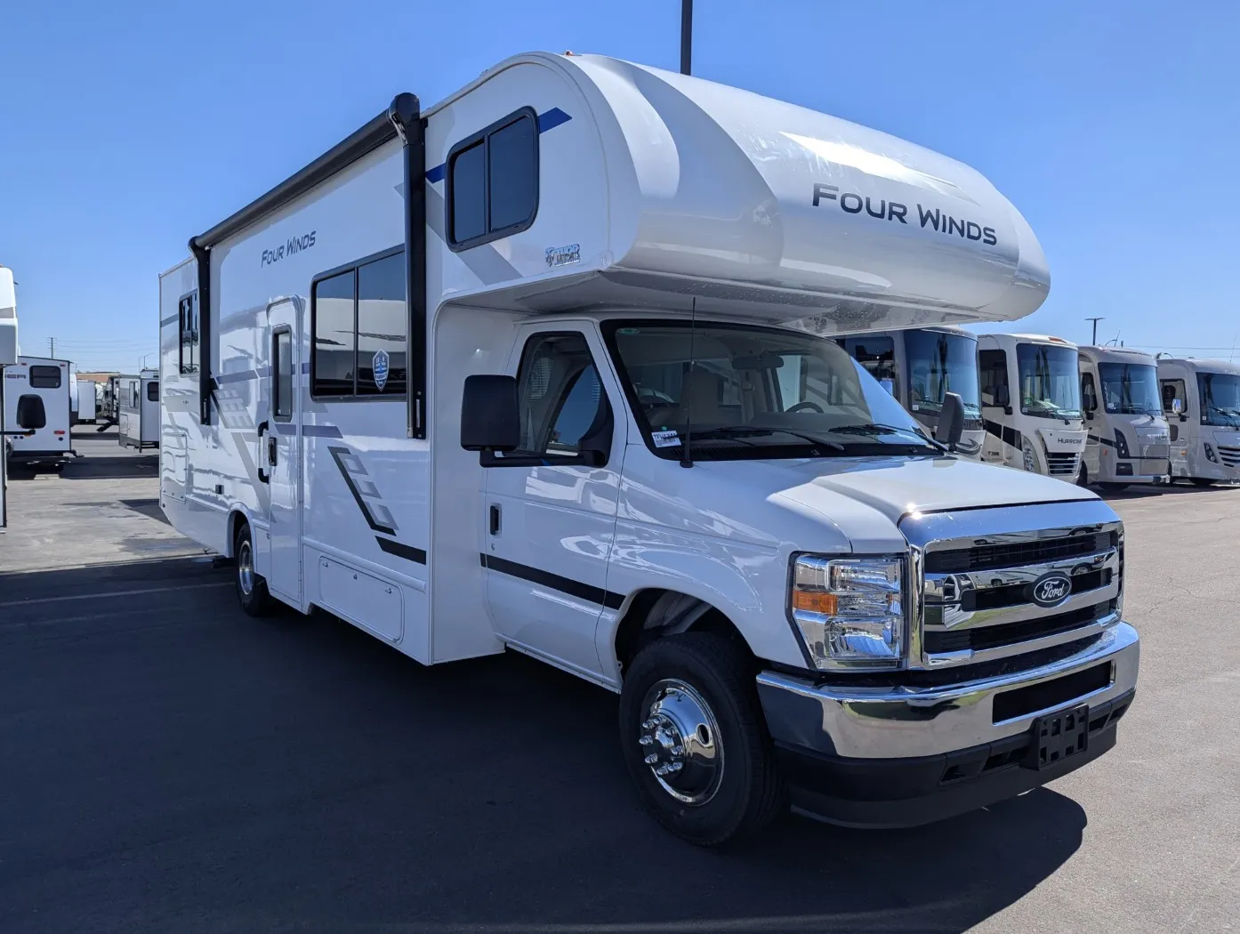 2026 Thor Motor Coach Four Winds 28G - Photo 2