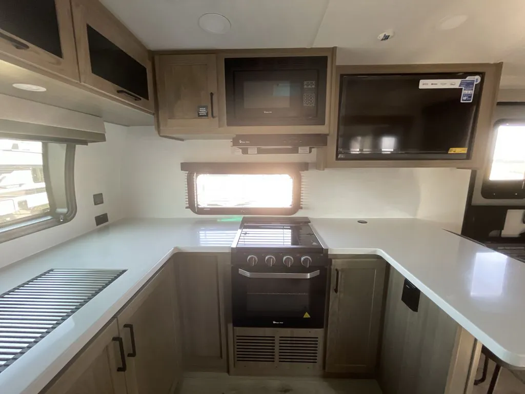 2027 Forest River Flagstaff Micro Lite 25MBR — Photo 5