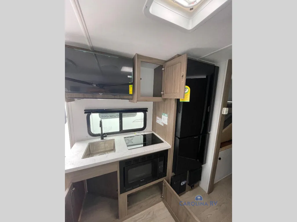 2026 Coachmen Freedom Express Select 21SE, Photos photo 20