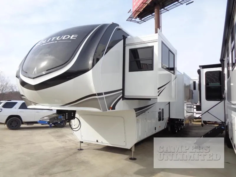 2026 Grand Design Solitude 414LJMJ - Photo 4