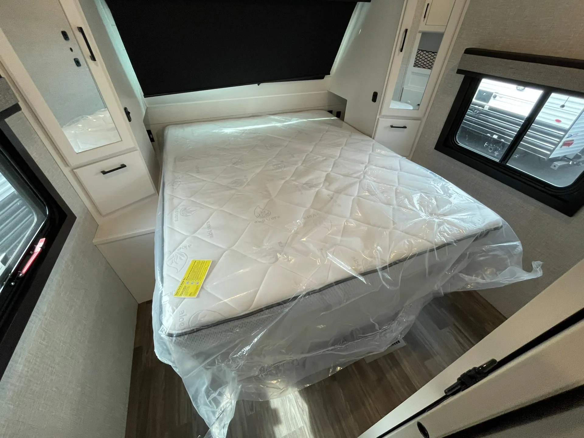 2024 Jayco Eagle Travel Trailers 284BHOK - Photo 4