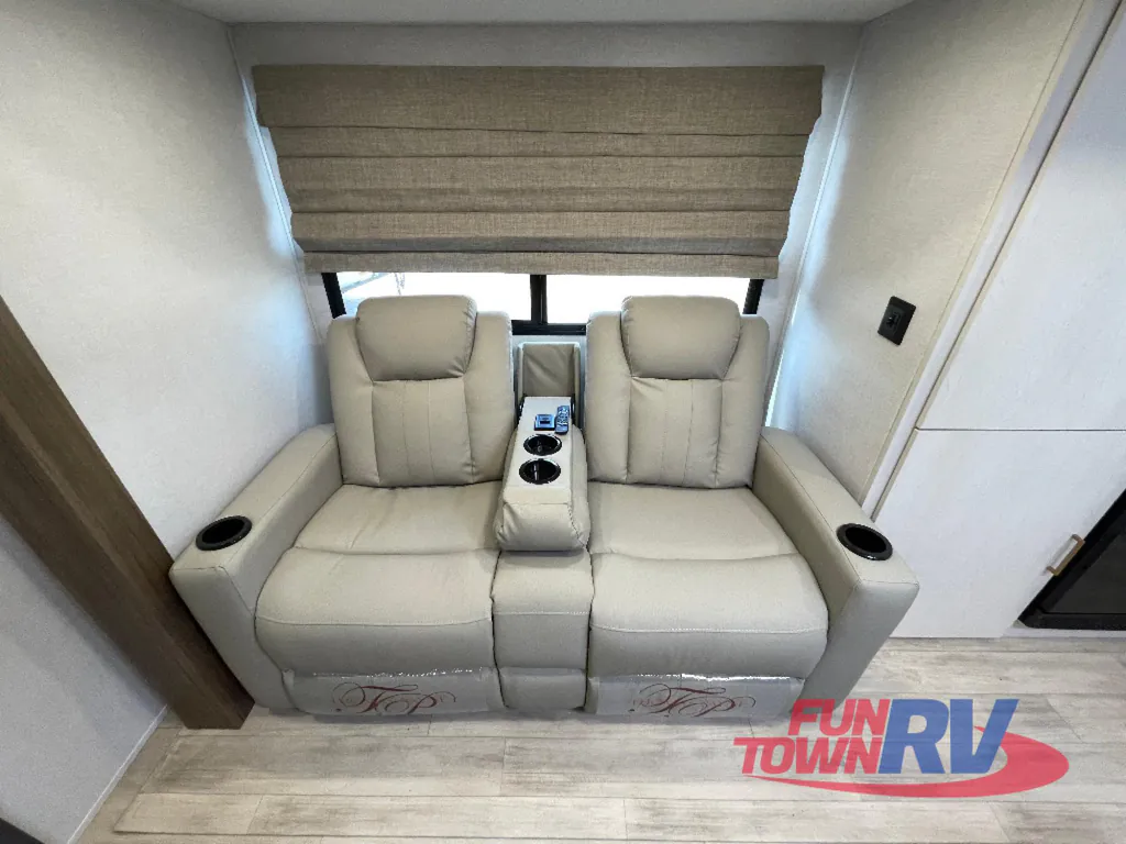 2026 Forest River Vibe Extreme Lite 2500FIK, Photos photo 26