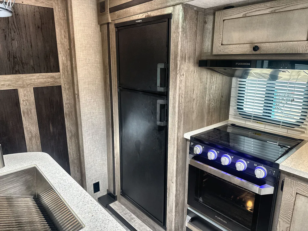 2020 Keystone Outback 340BH, Photos photo 8