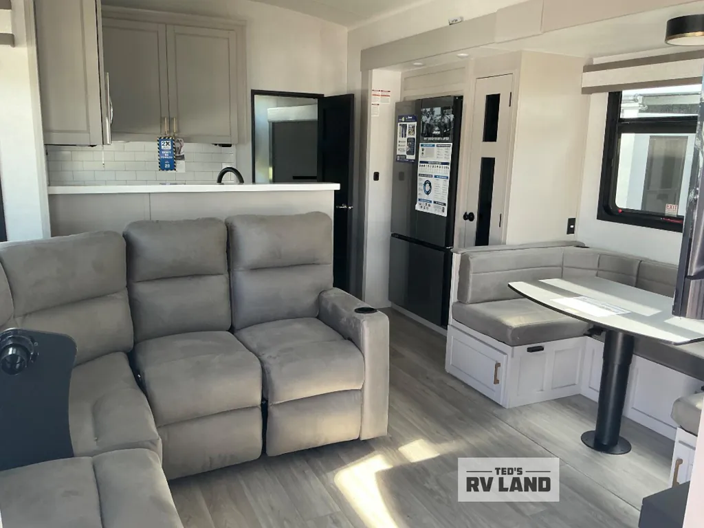 2027 Jayco North Point 391TBBH, Photos photo 17