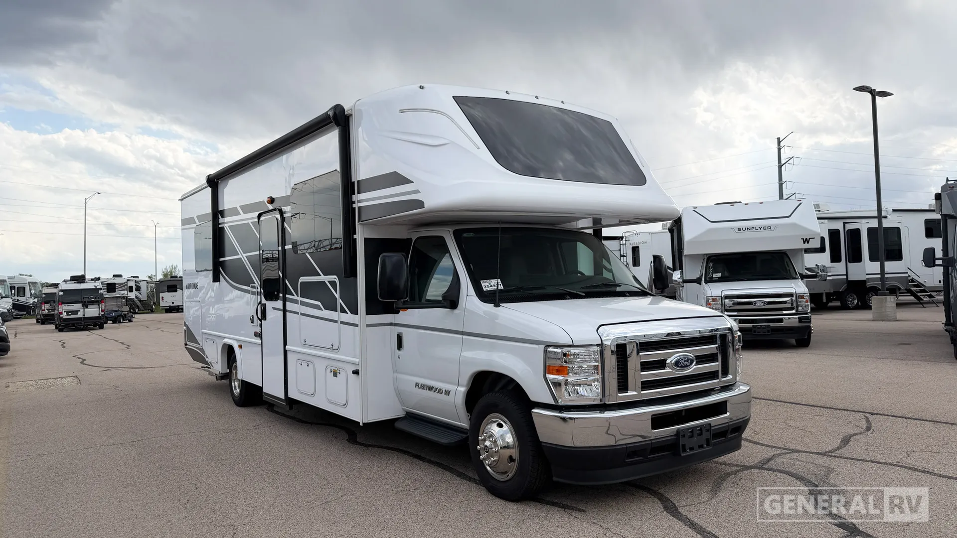 2025 Fleetwood Altitude 29F - Photo 2