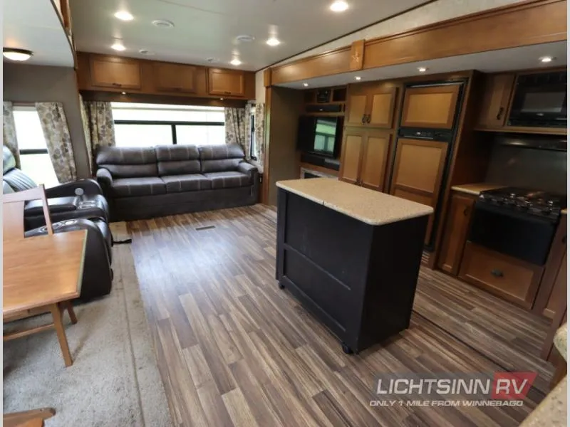 2016 Highland Ridge RV Open Range Light 319RLS - Photo 3