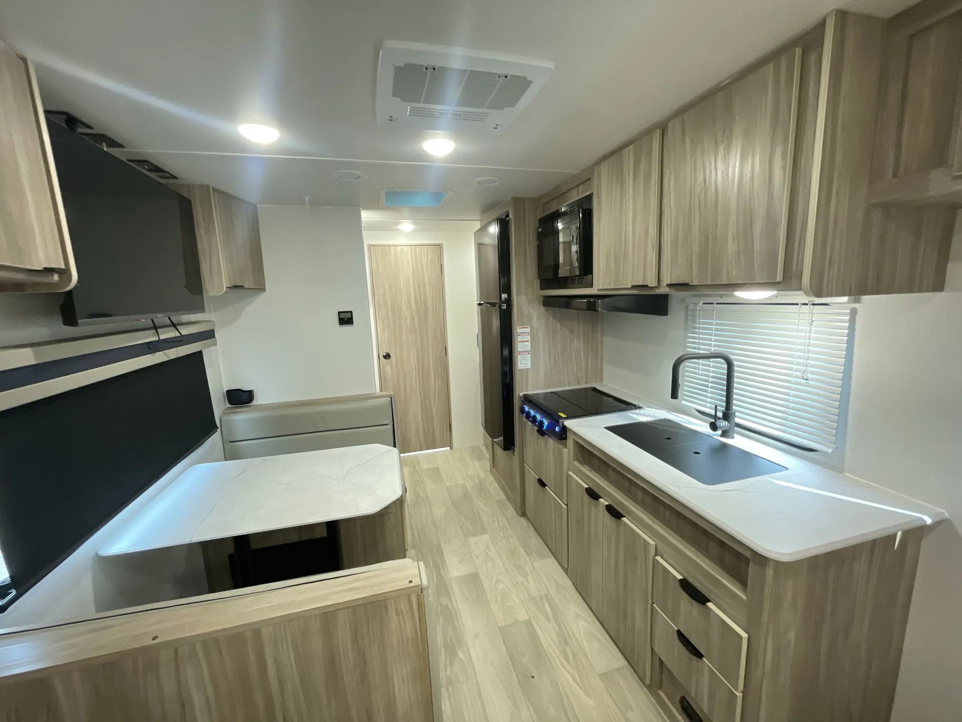 2024 Winnebago Access 26BH — living area main