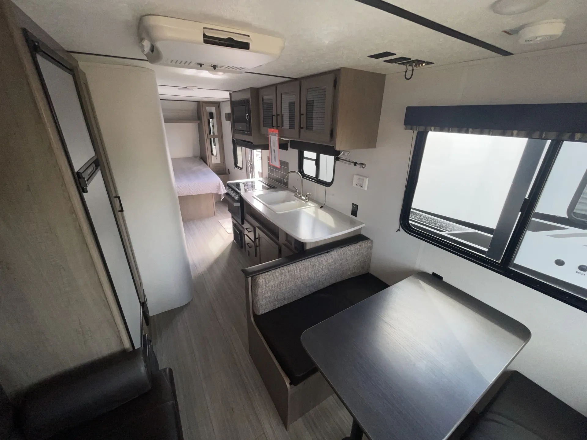 2020 Keystone Hideout LHS 20LHSWE — living area main