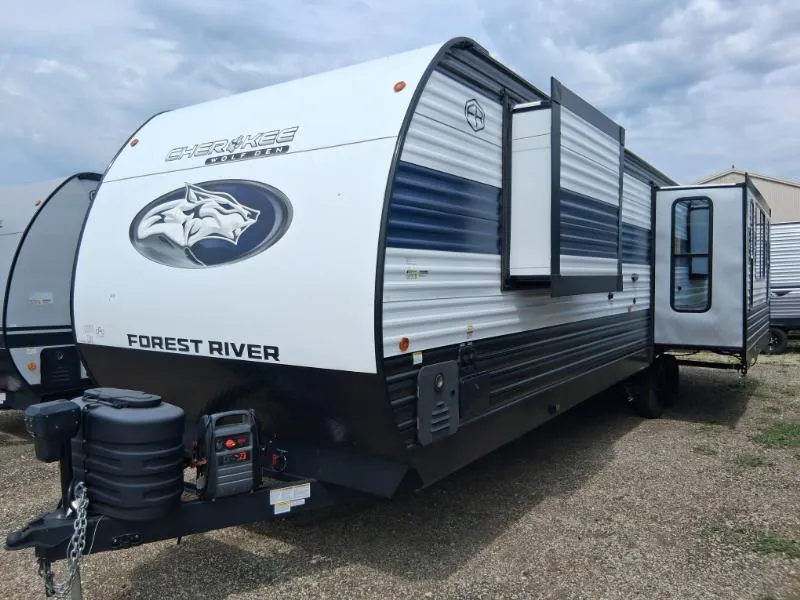 2026 Forest River Cherokee Wolf Den 271RK