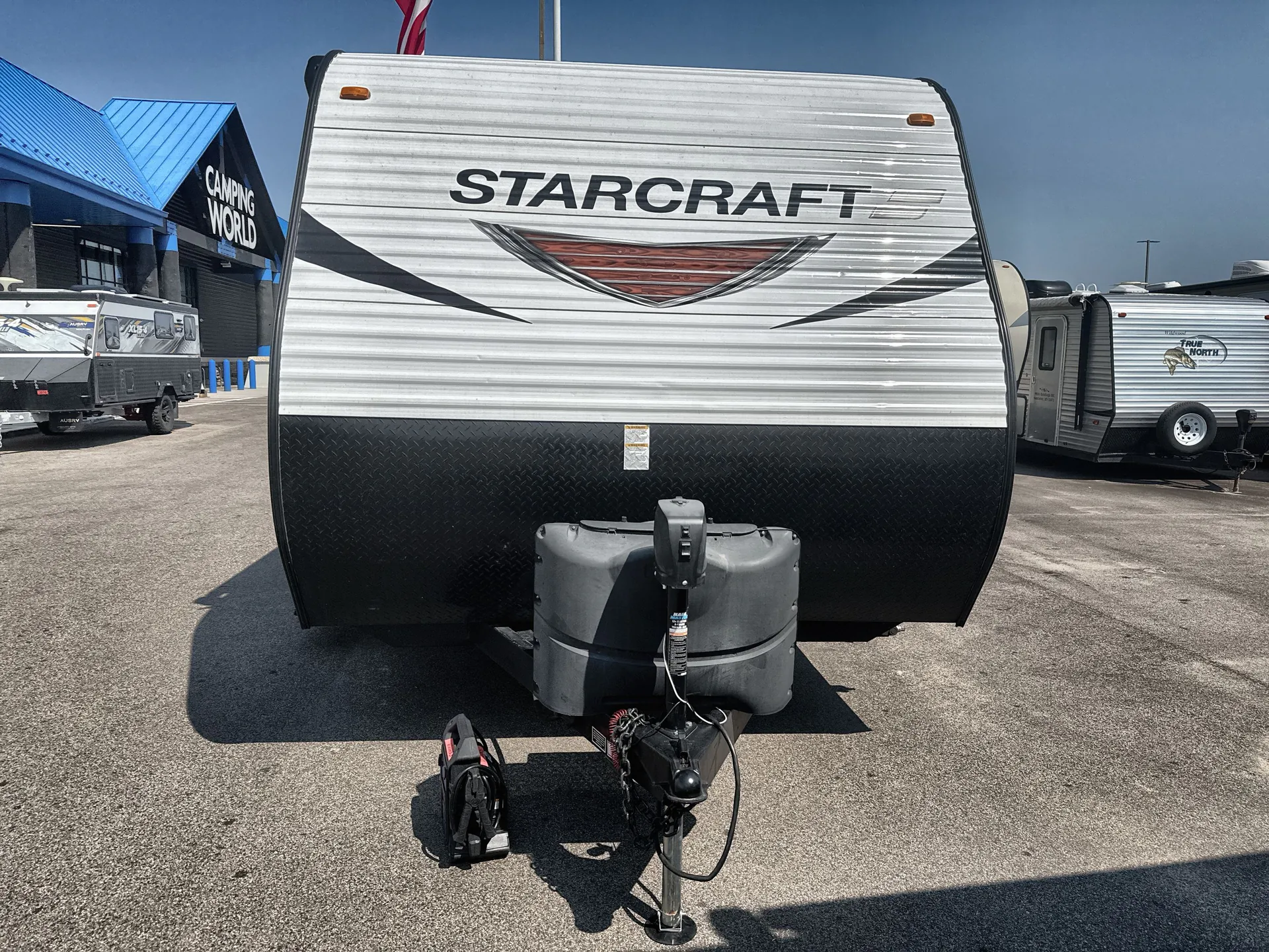 2018 Starcraft Autumn Ridge 19BH — front