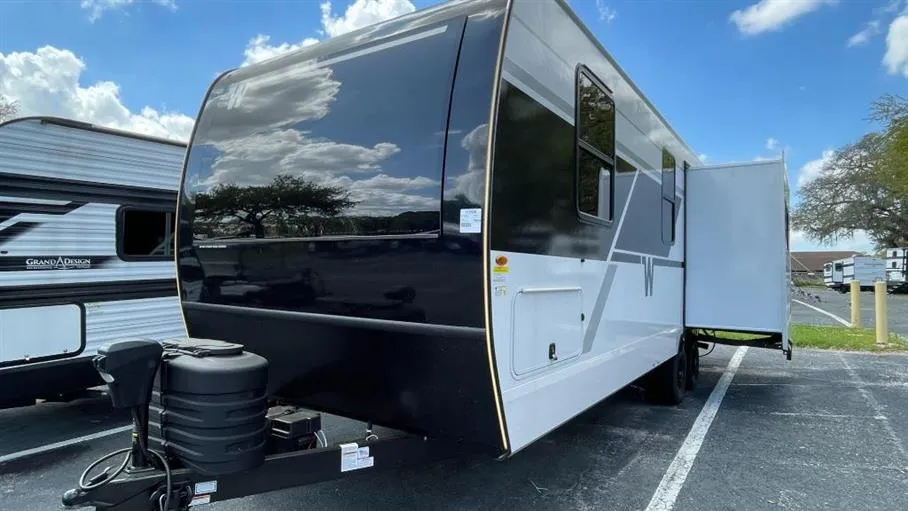 2026 Winnebago Thrive 24RKS - Photo 4