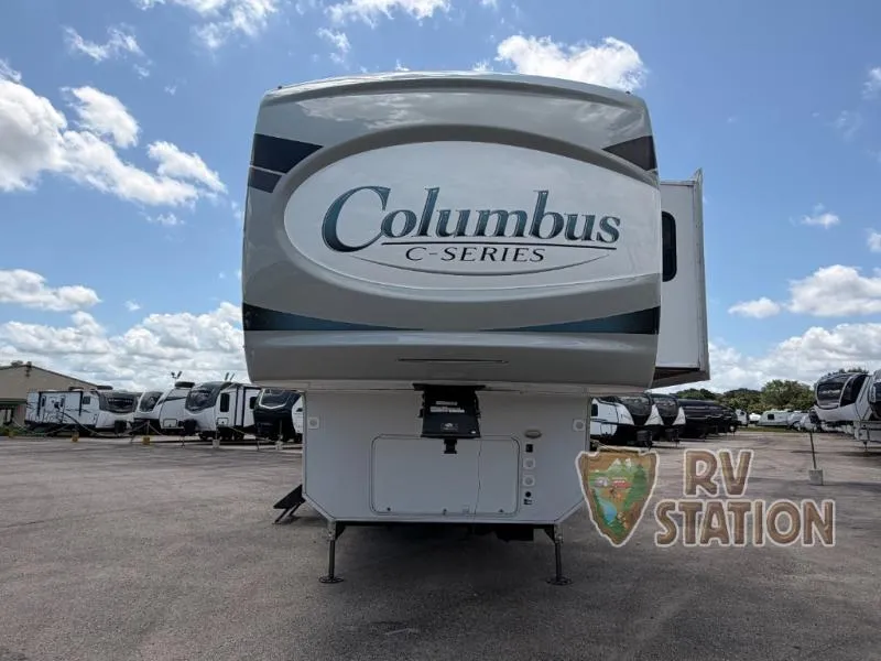 2022 Palomino Columbus 299RL - Photo 3