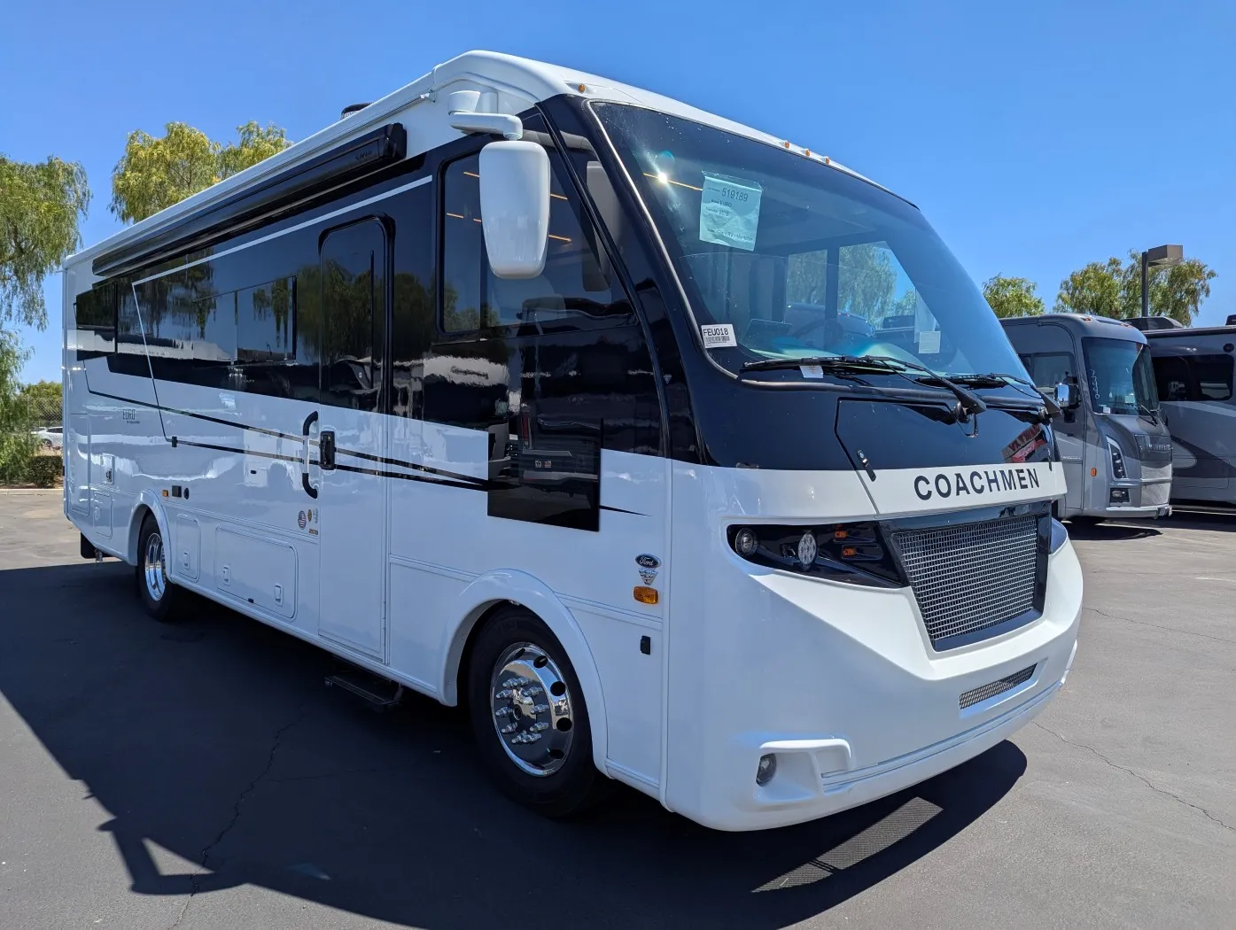 2026 Coachmen Euro 25TB - Photo 2