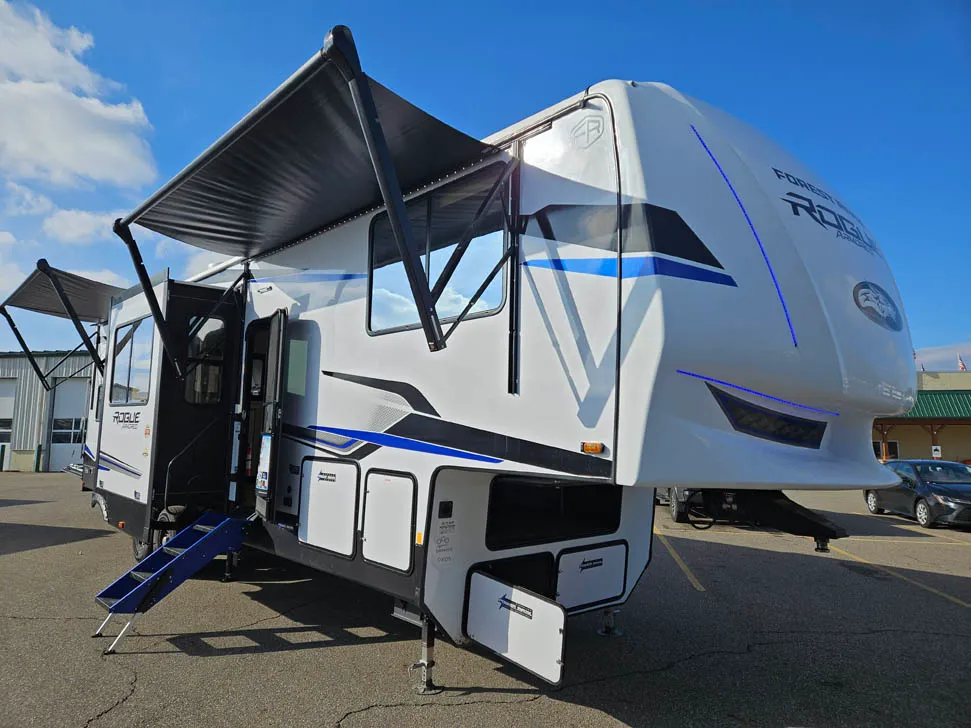2026 Forest River Cherokee Rogue Armored 341GS11 - Photo 3