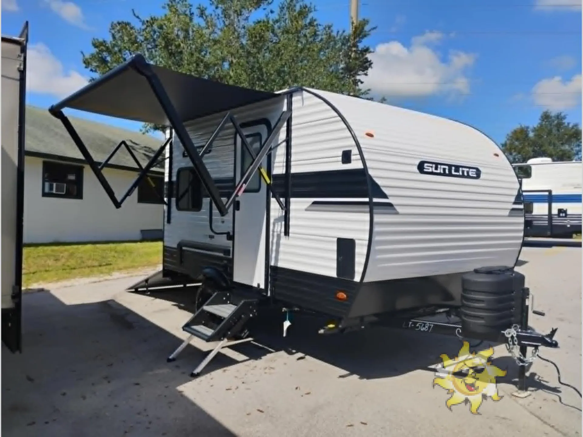 2026 Sunset Park RV Sun Lite 14THX - Photo 2