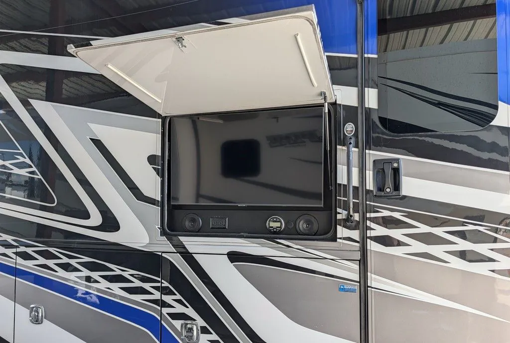 2023 Entegra Coach Accolade 37K, Photos photo 10