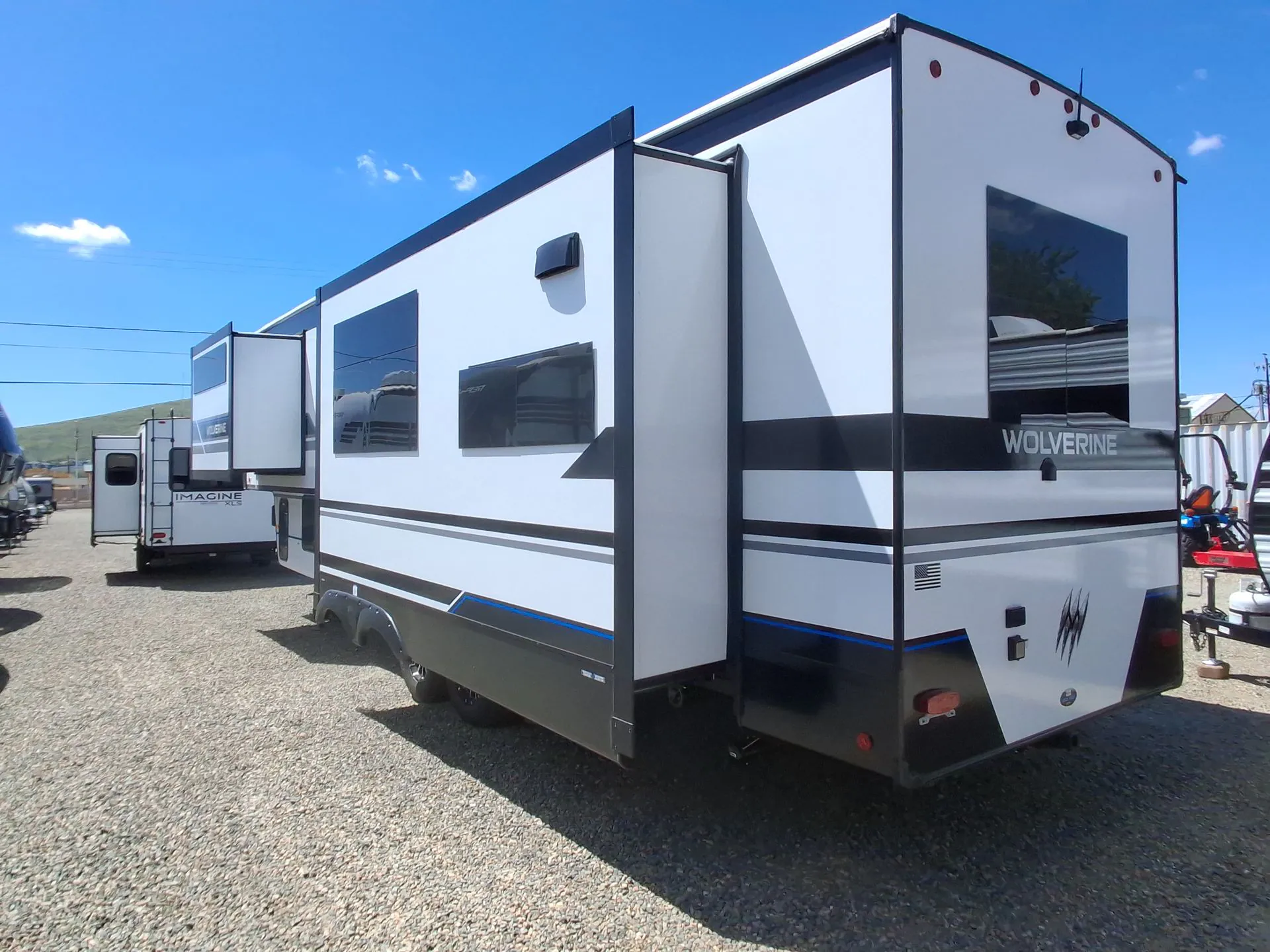 2027 Forest River RV Wolverine 32JF - Photo 4