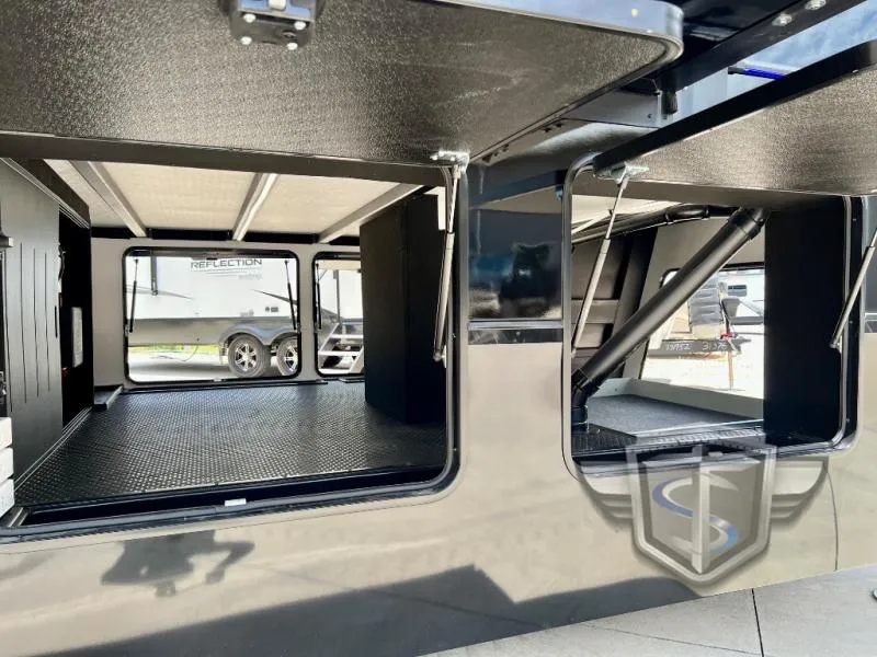 2026 Axiom RV Imperium I3800 - Photo 4