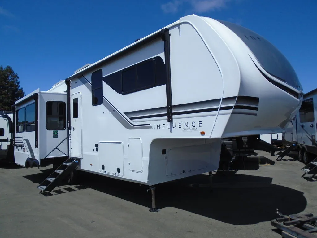 2026 Grand Design Influence 3003RL - Photo 3