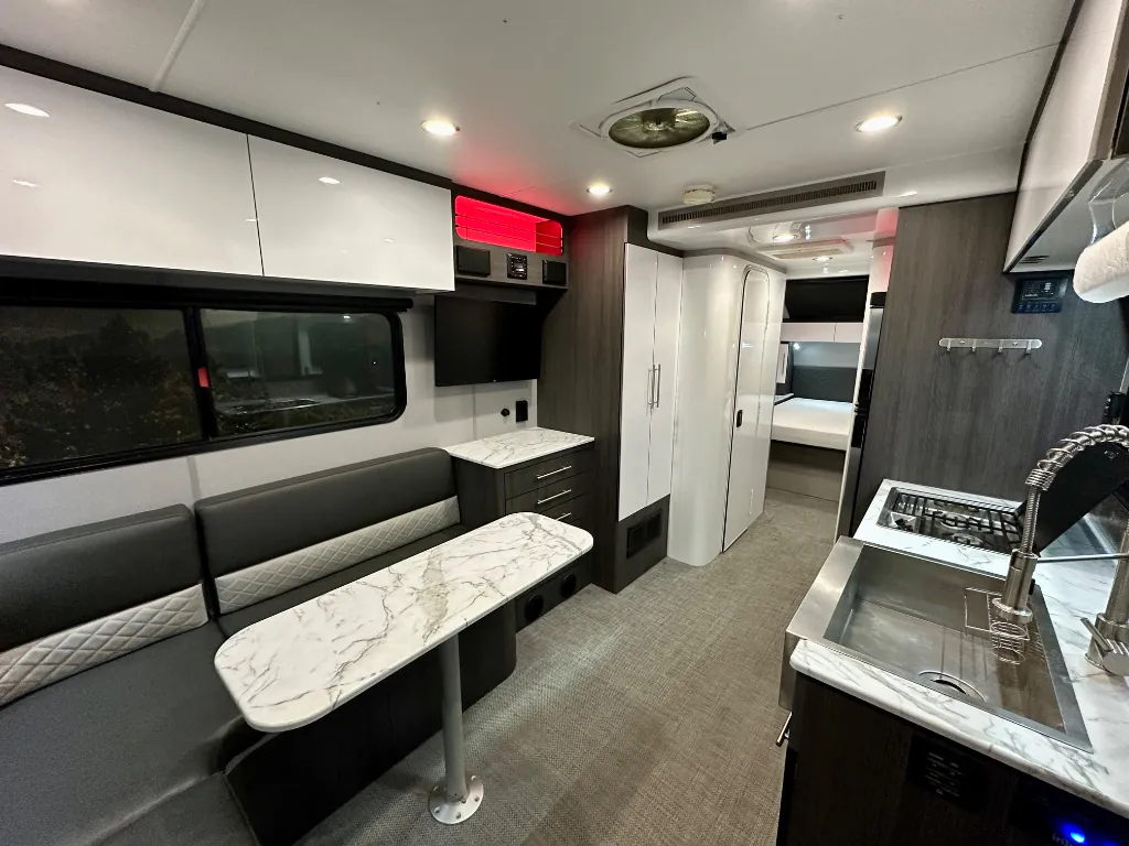 2023 inTech RV O-V-R Navigate - Photo 3