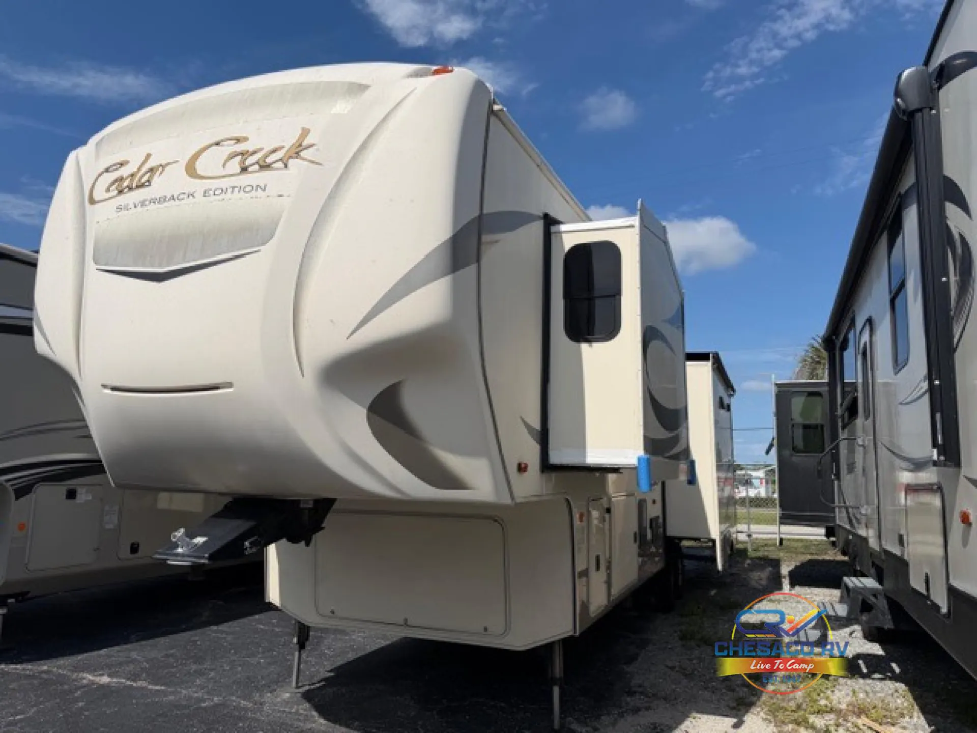 2016 Forest River Cedar Creek Silverback 33IK - Photo 4