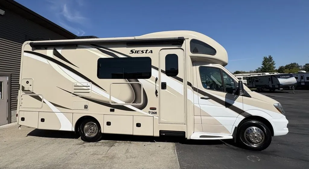 2019 Thor Motor Coach Siesta Sprinter 24MB - Main photo