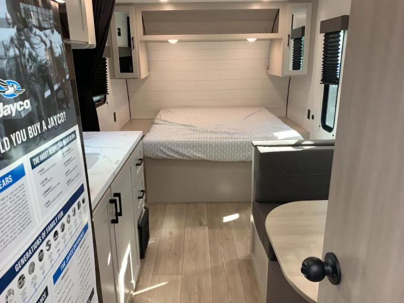 2027 Jayco Jay Flight 175FQ, Photos photo 21