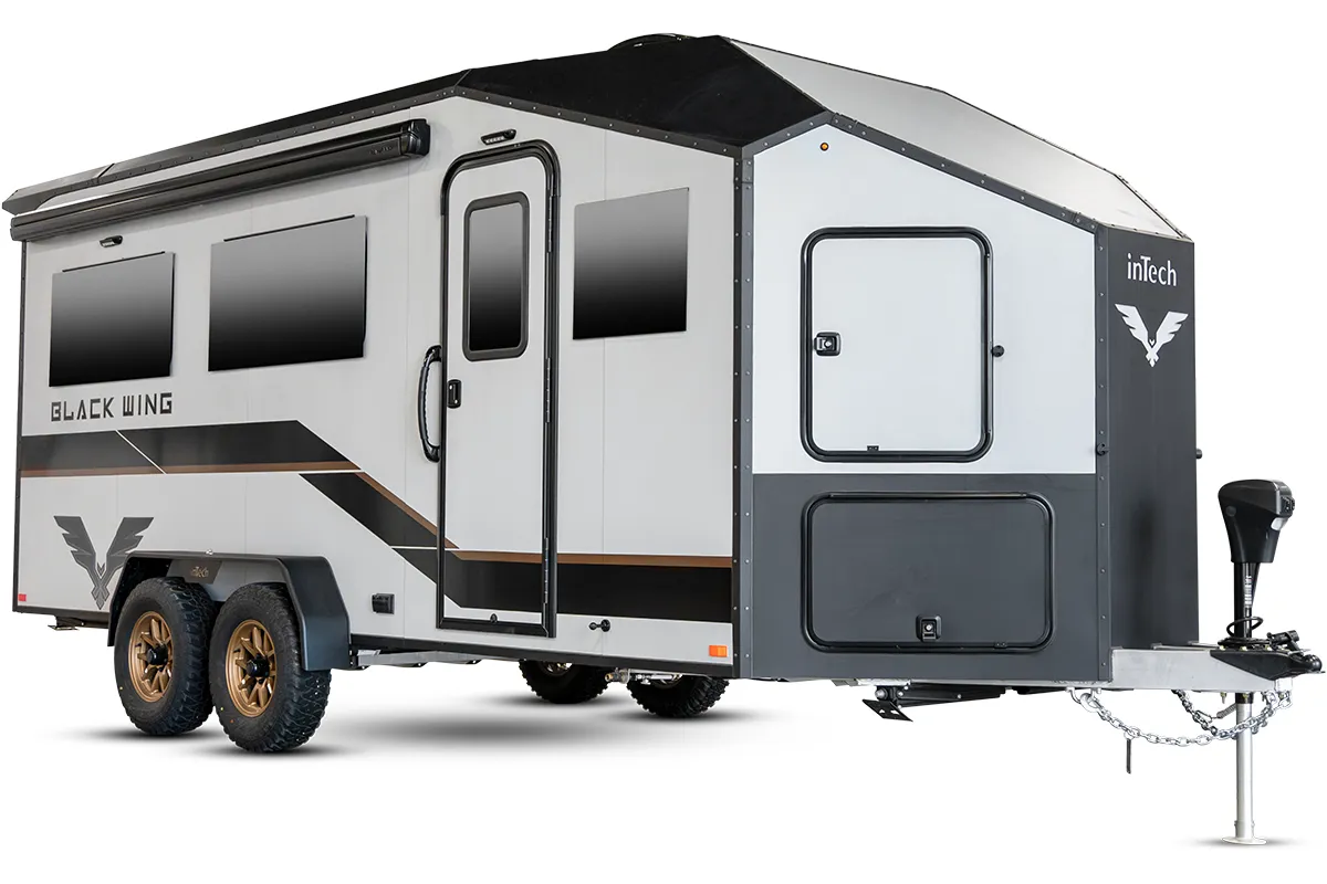 inTech Black Wing 724 X exterior
