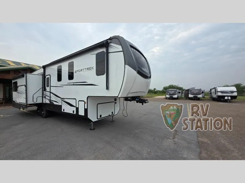 2025 Venture RV SportTrek Touring Edition 353VRK - Photo 2