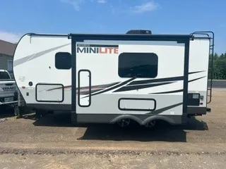 2022 Forest River Rockwood Mini Lite 2104S - Photo 4