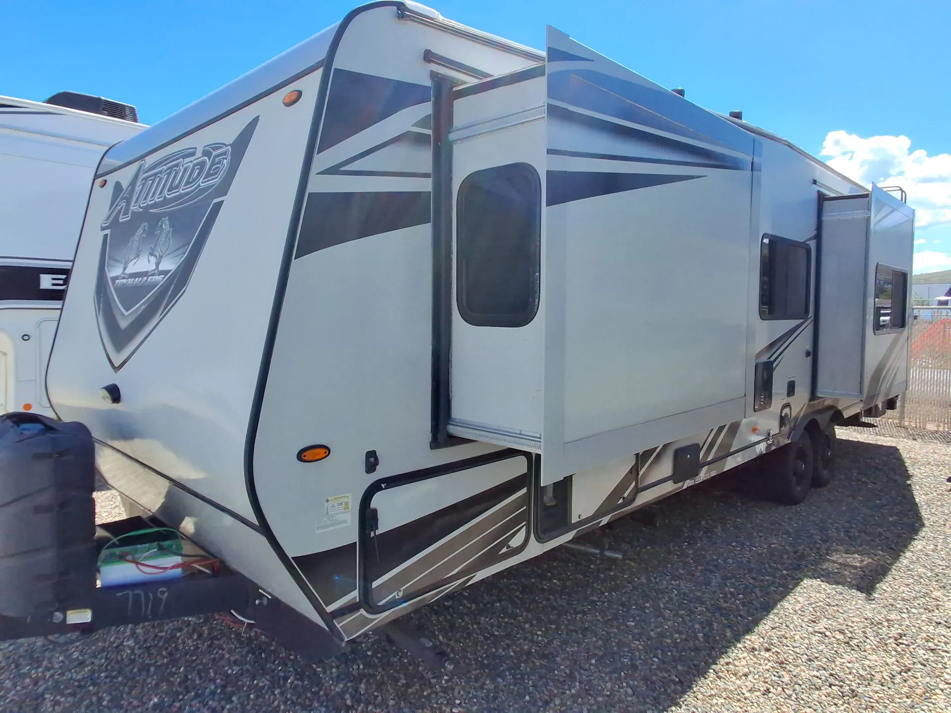 2022 Eclipse Attitude 2615BS - Photo 3