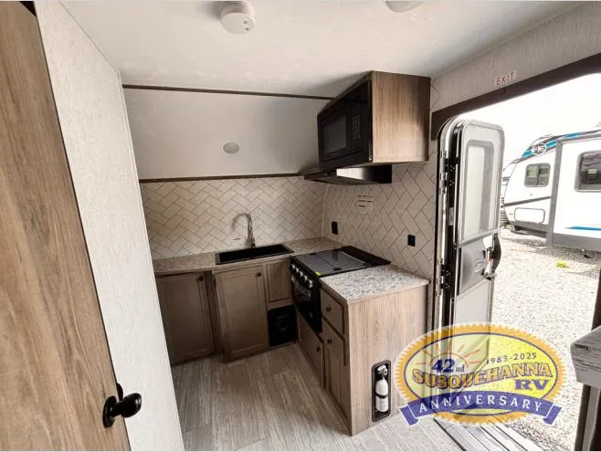 2025 Sunset Park RV Sun Lite 24TH - Photo 4