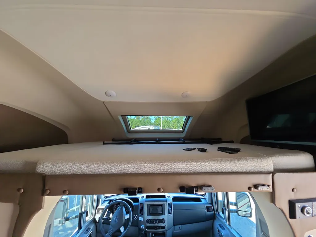 2019 Tiffin Wayfarer 24 FW, Photos photo 10