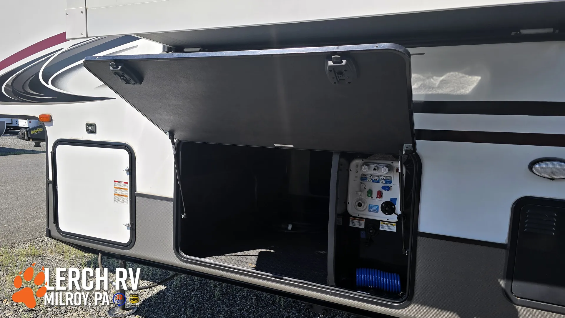 2021 KZ RV Durango Gold G366FBT - Photo 3