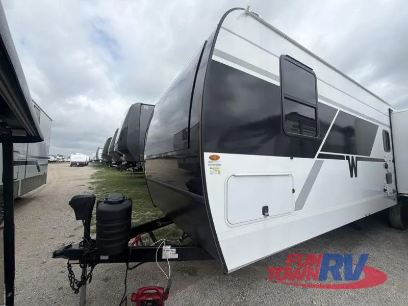 2026 Winnebago Thrive 29RLO - Photo 4