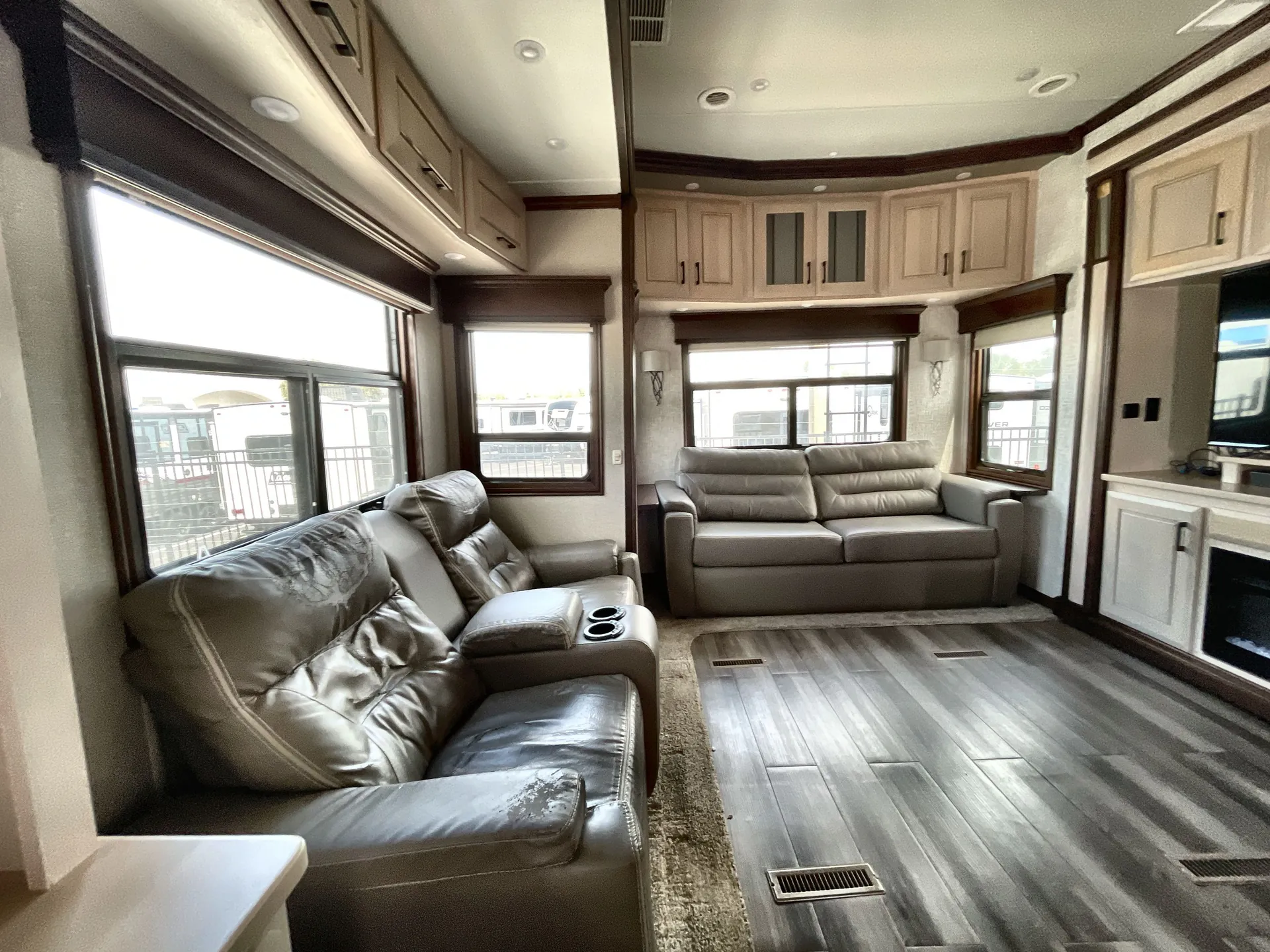 2021 DRV Mobile Suites 44 Houston — living area main