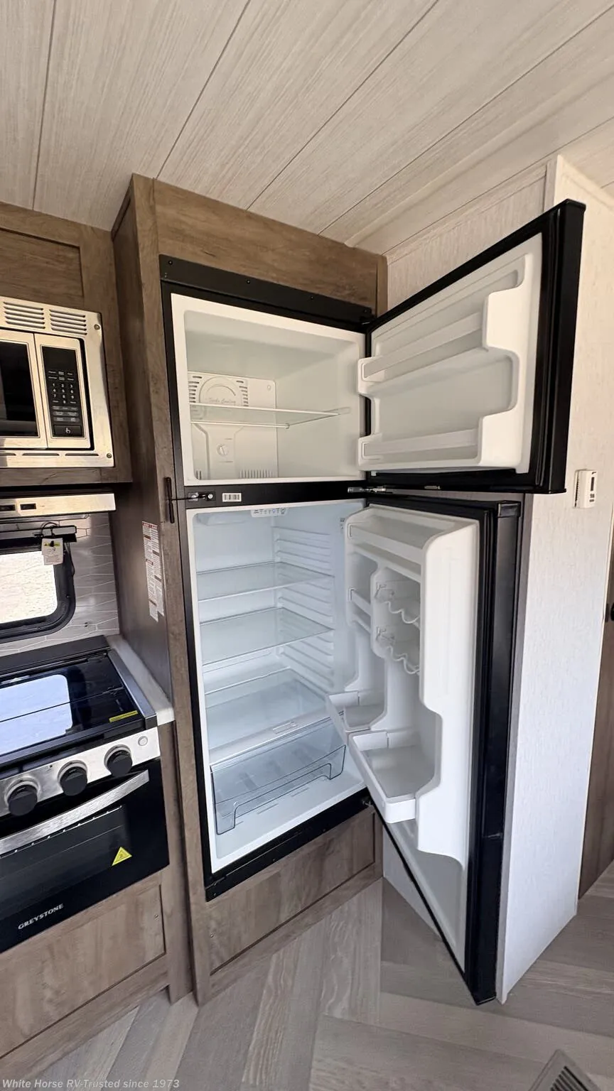 2022 Forest River Wildwood 31KQBTS, Photos photo 12