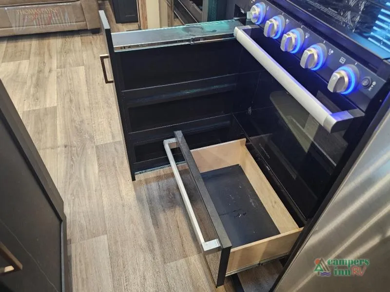 2022 Keystone Outback 328RL - Photo 3