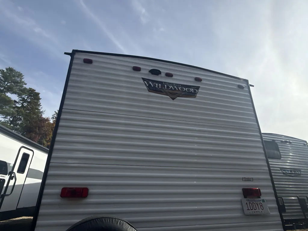 2021 Forest River Wildwood 31KQBTS, Photos photo 2