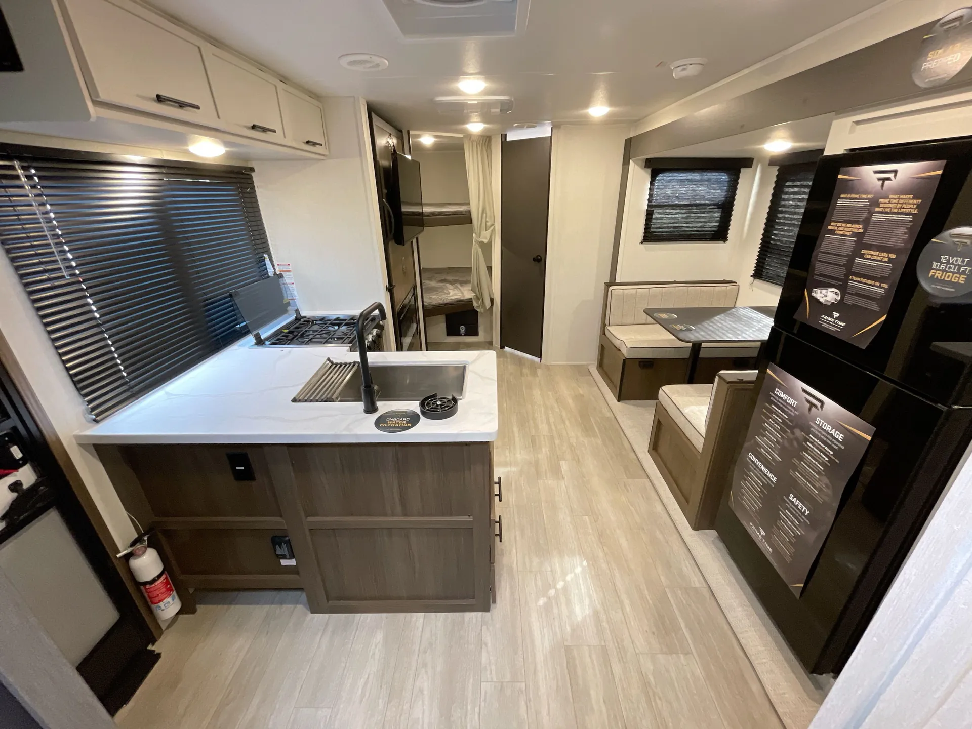 2026 prime time Avenger 23BHS — living area main