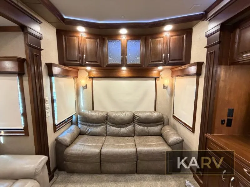 2017 DRV Mobile Suites 44 Houston - Photo 3