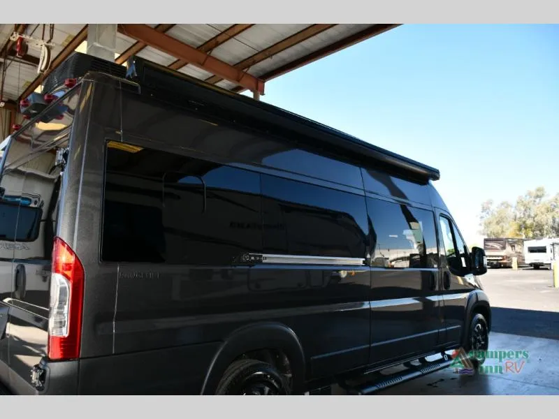 2026 Airstream Rangeline RGT - Photo 4