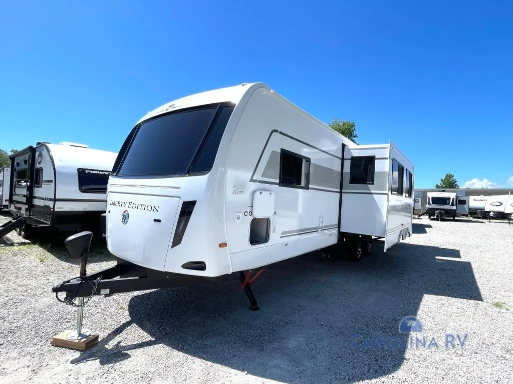 2026 Coachmen Freedom Express Liberty Edition 330BHJJ - Photo 4