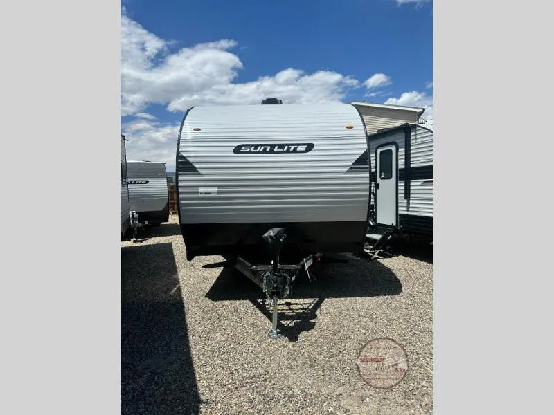 2026 Sunset Park RV Sun Lite 27WQB - Photo 2