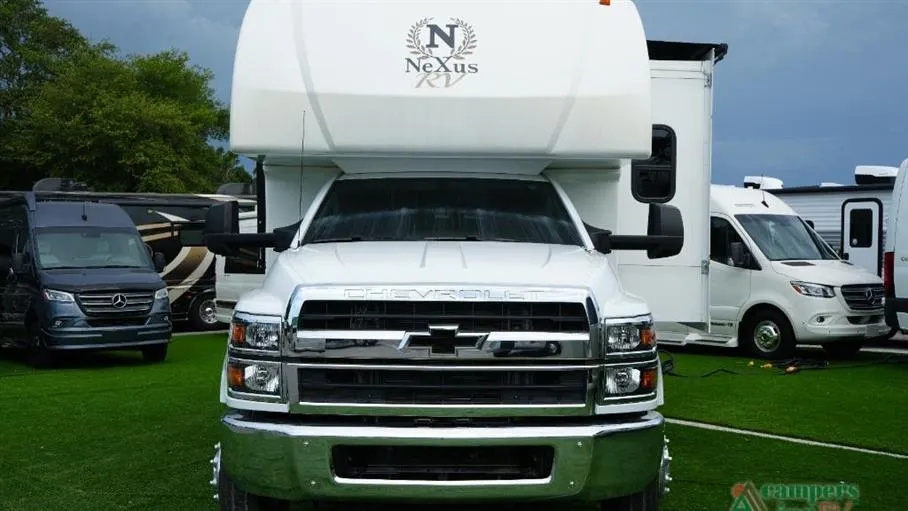2023 Nexus Verrado 28S - Photo 3