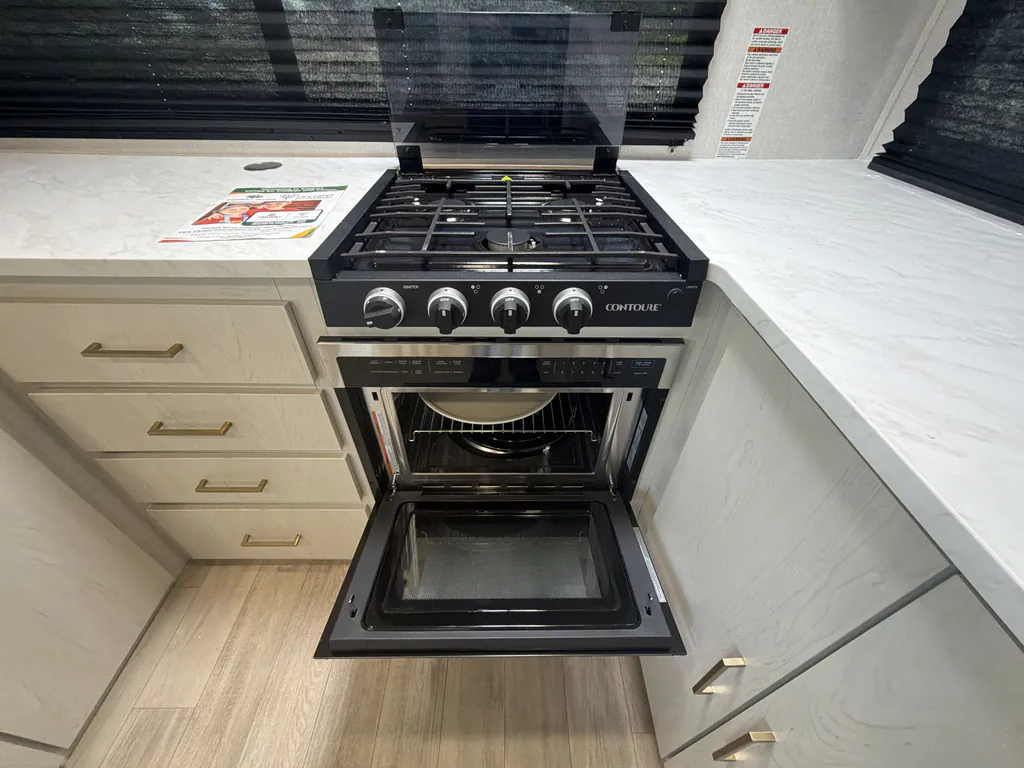 2027 Forest River Vibe 3400SB, Photos photo 11